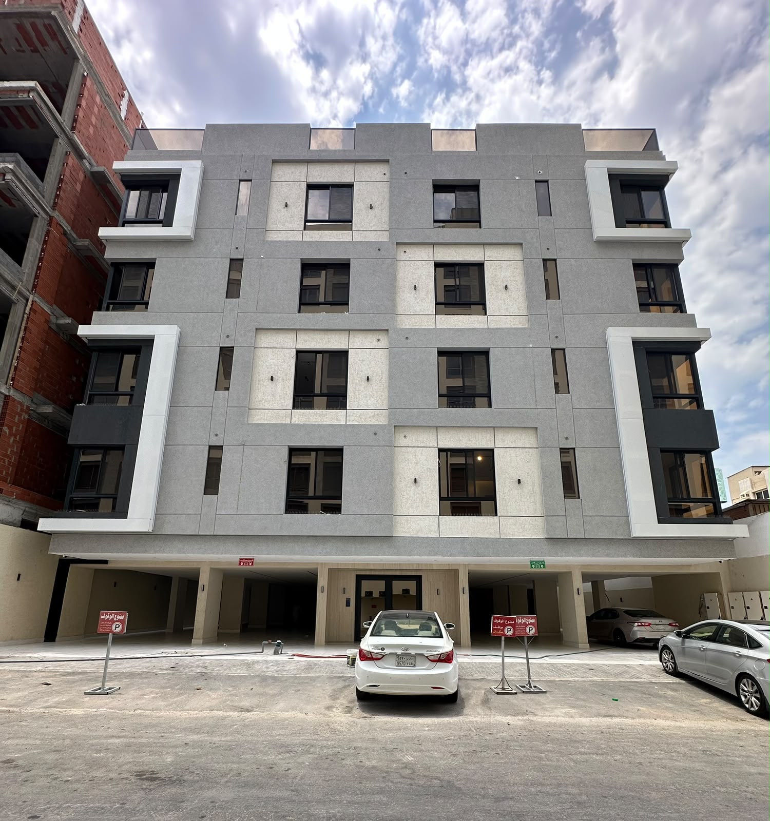New Front Apartments in Al Salamah, Jeddah, 142 sqm from 699,000 SAR