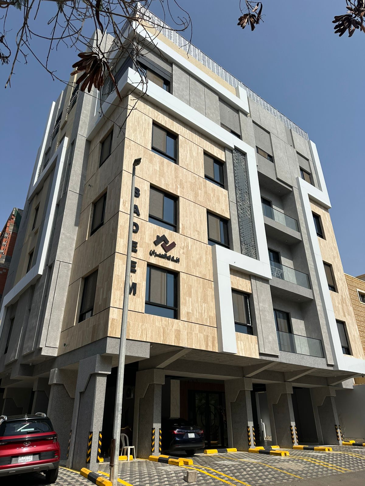 Apartment for Sale in Al Rawdah, Jeddah - 2BR, 105 m²